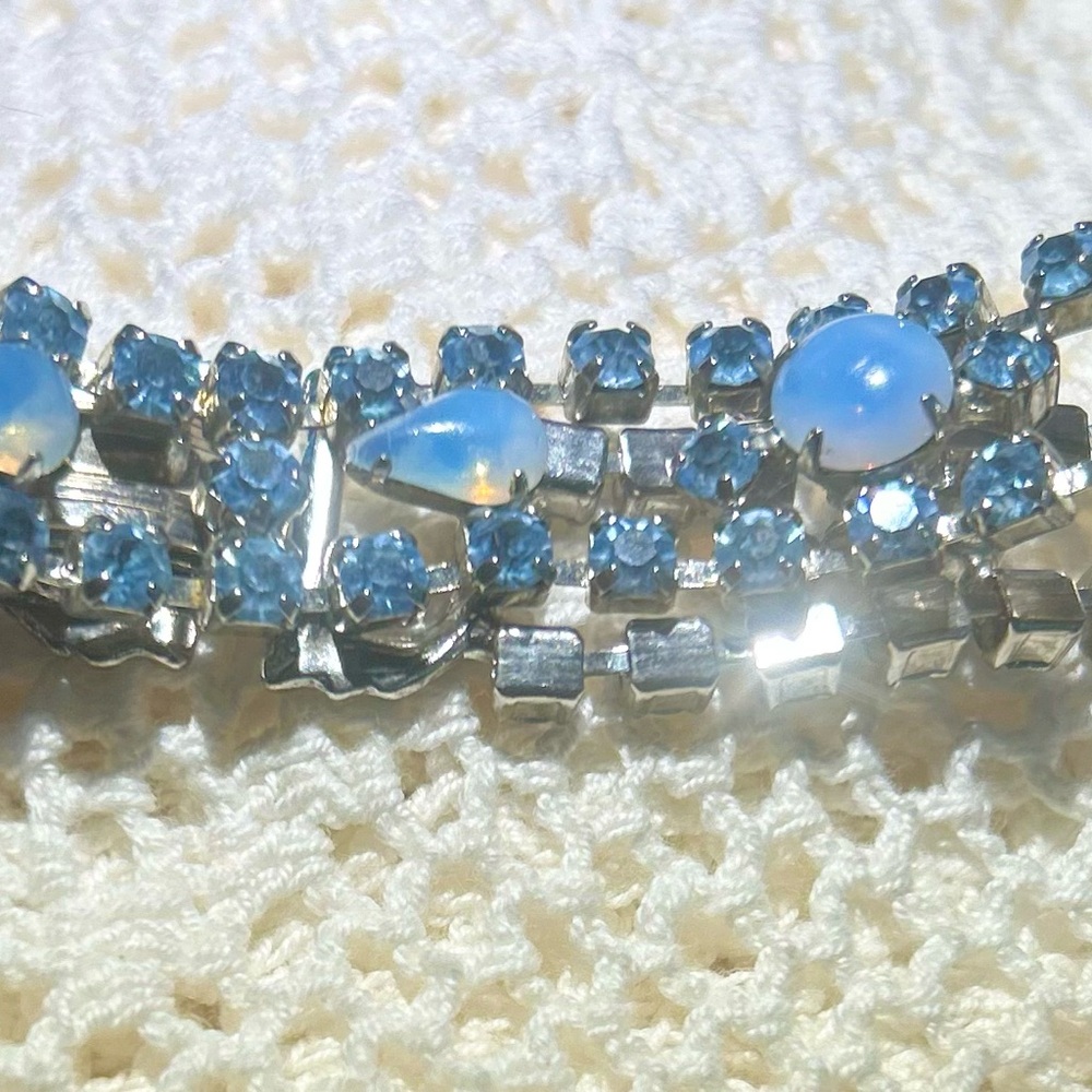 gorgeous bracelet soft blue marquise glass rhinestones 5 iridescent moonstones